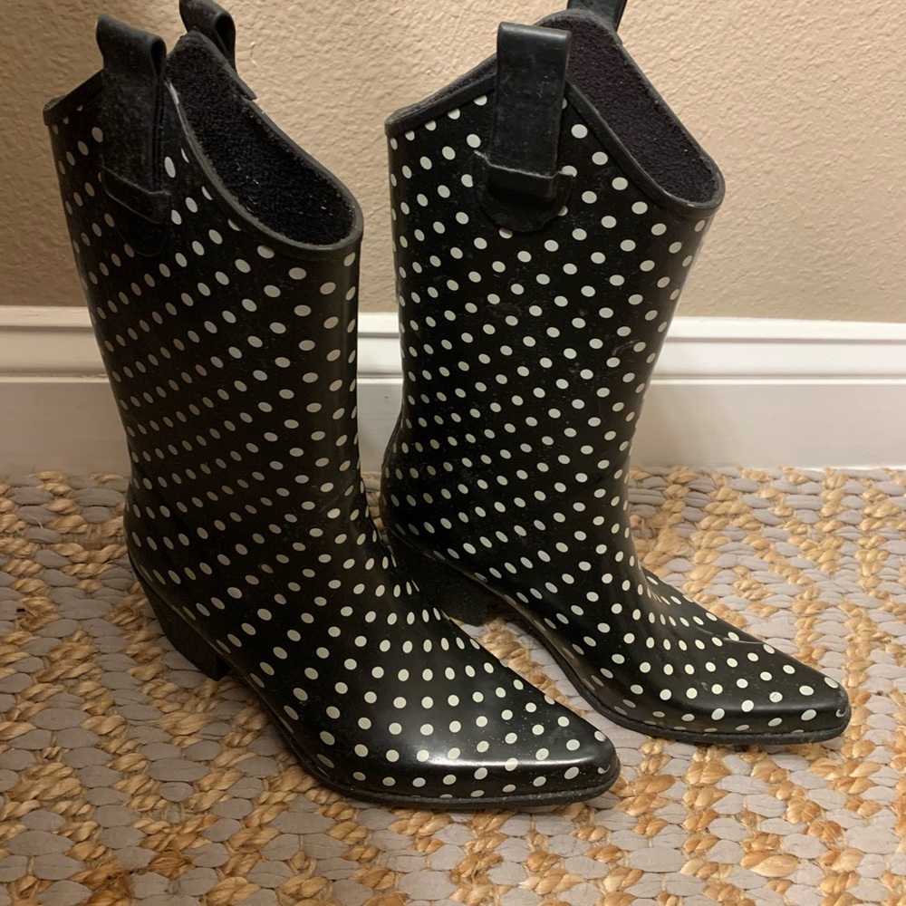Polka Dot Rain Cowboy Boots - stadium stompers